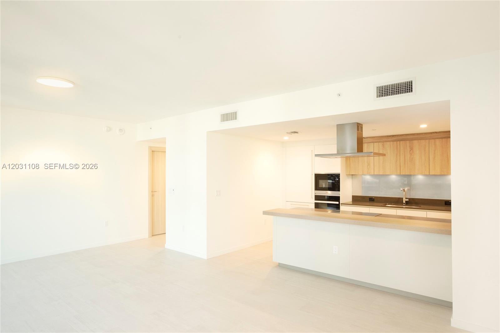1000 Brickell Plz # 4609