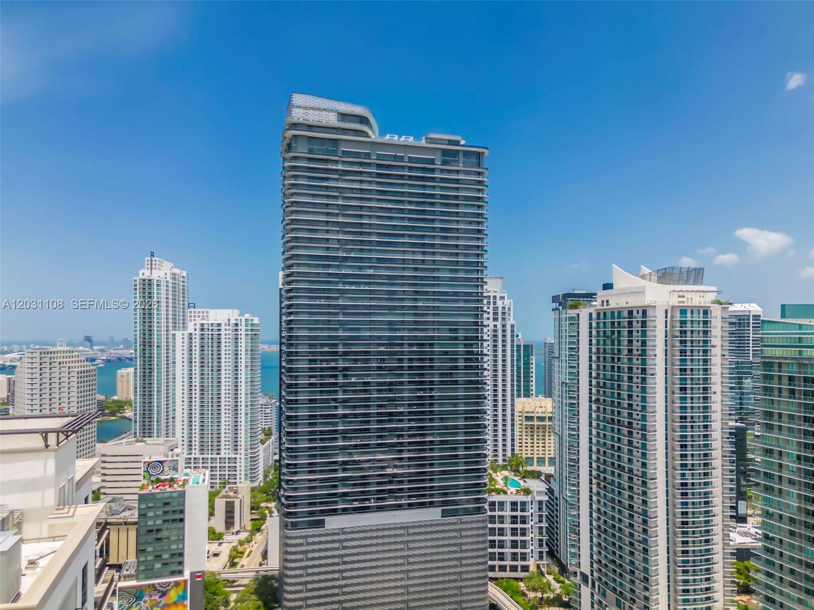 1000 Brickell Plz # 4609