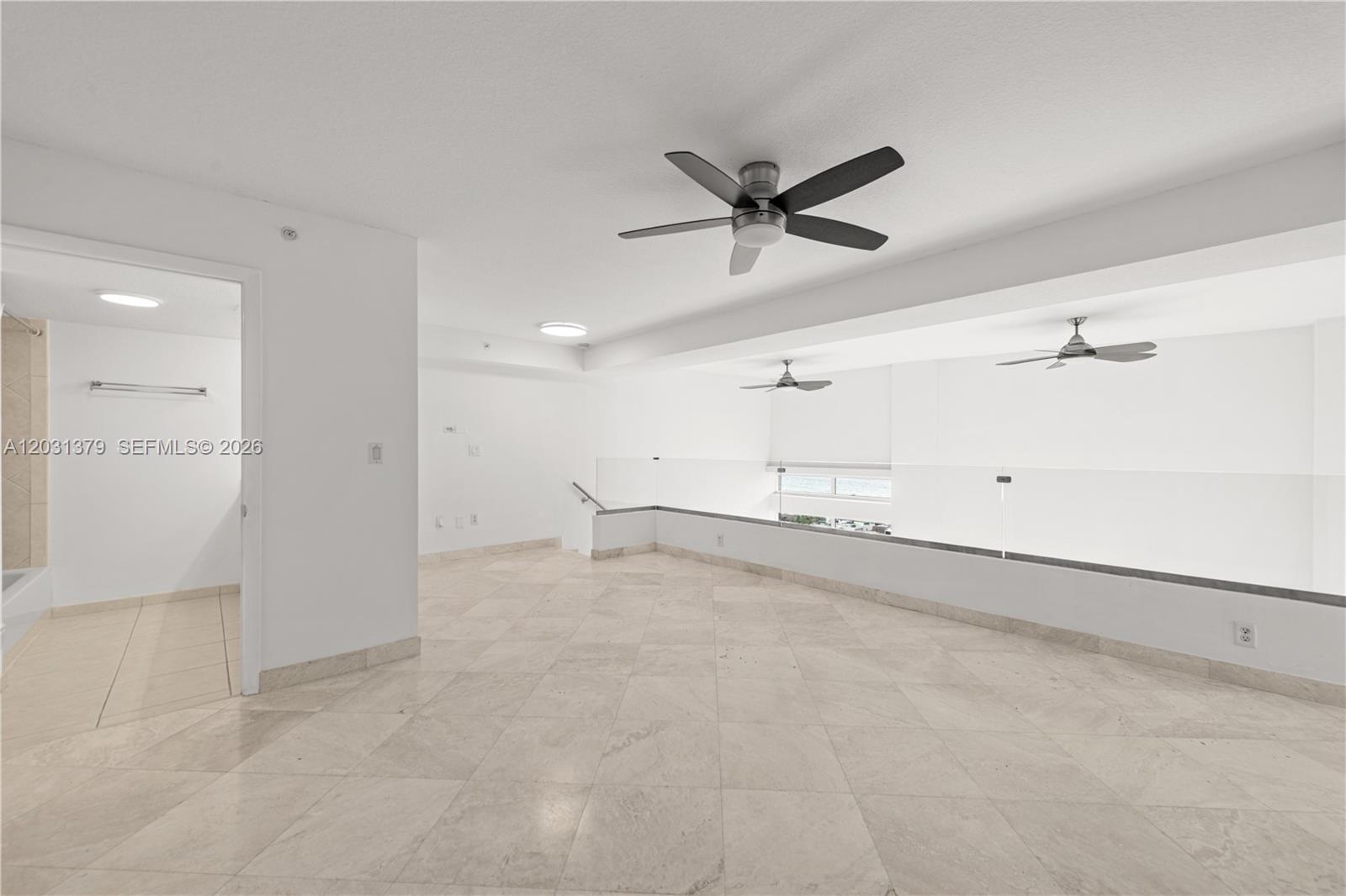 7600 Collins Ave # 1210