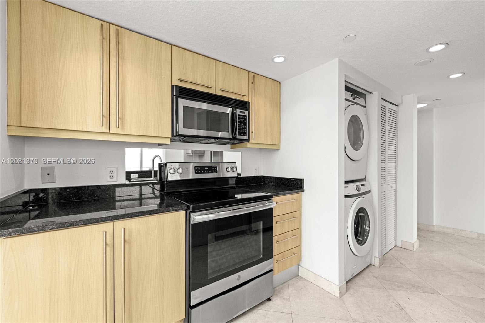 7600 Collins Ave # 1210