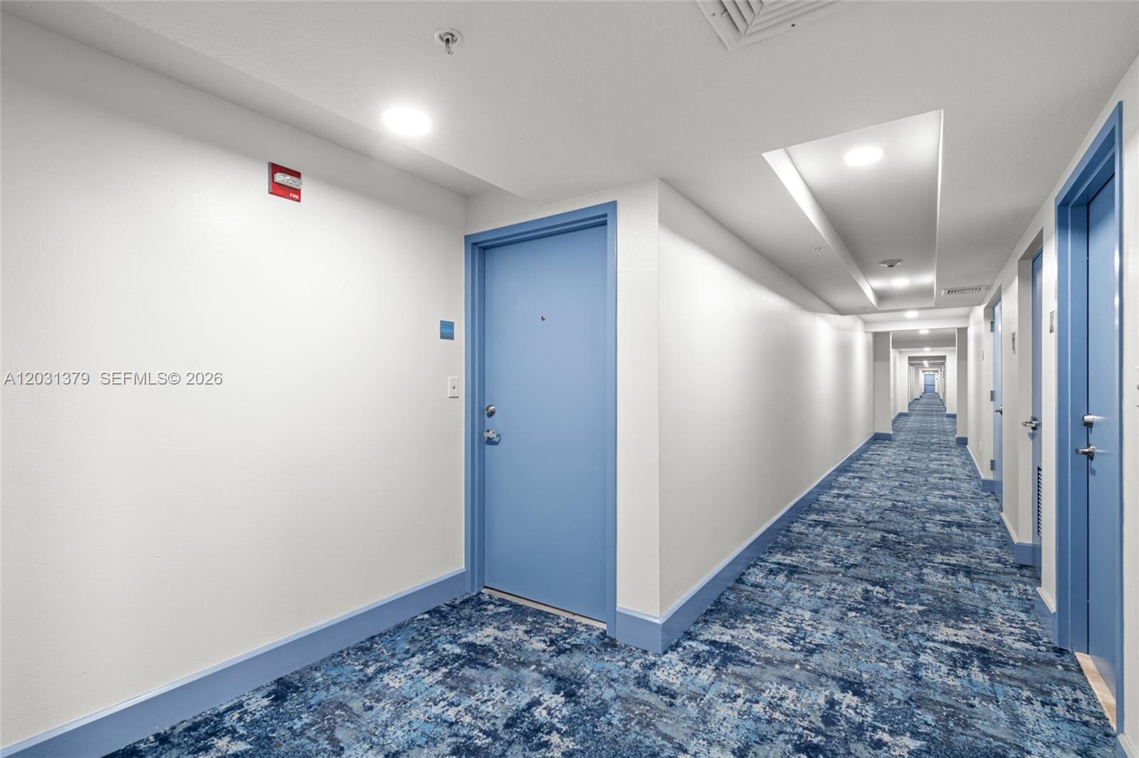7600 Collins Ave # 1210