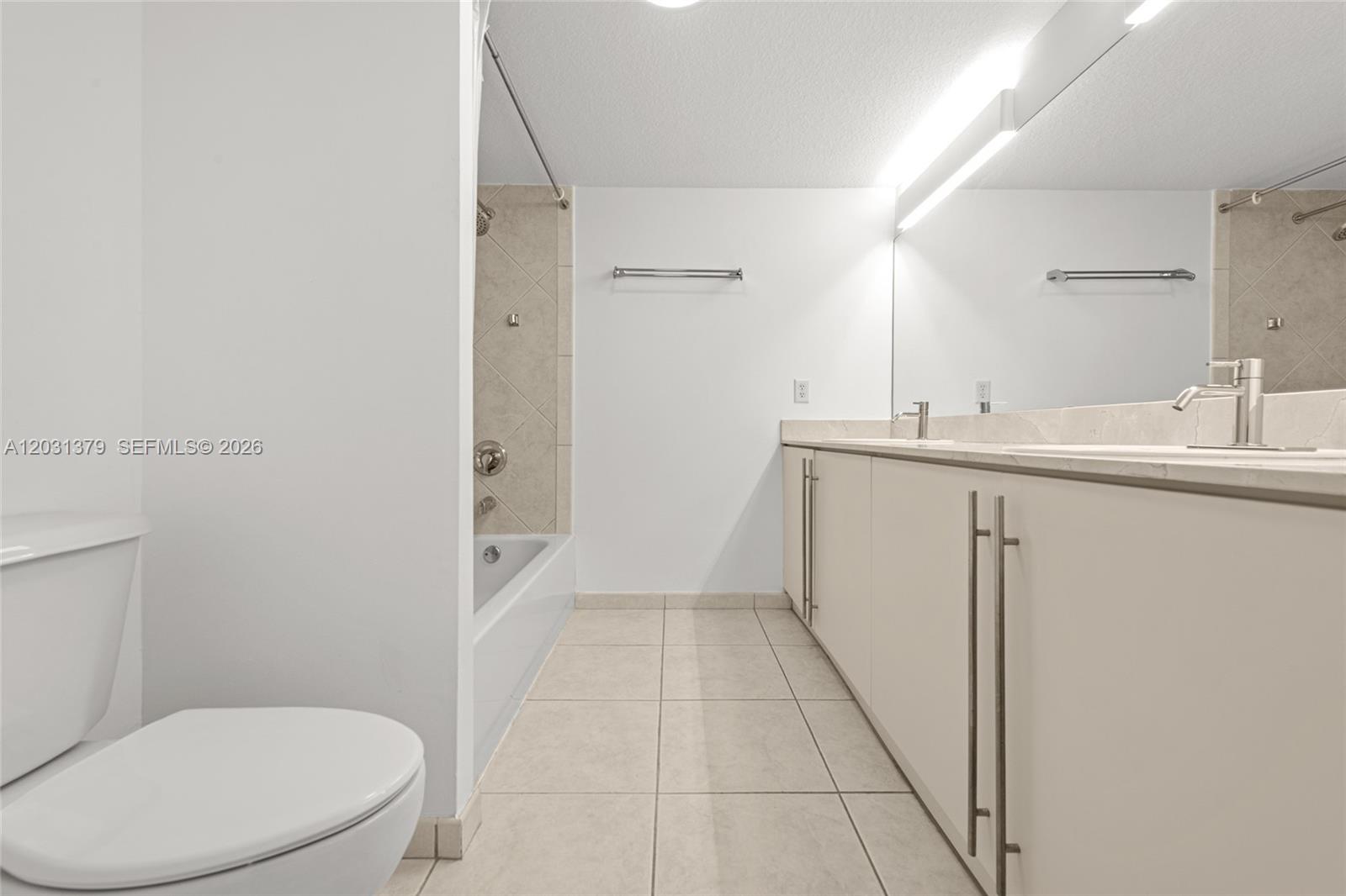 7600 Collins Ave # 1210