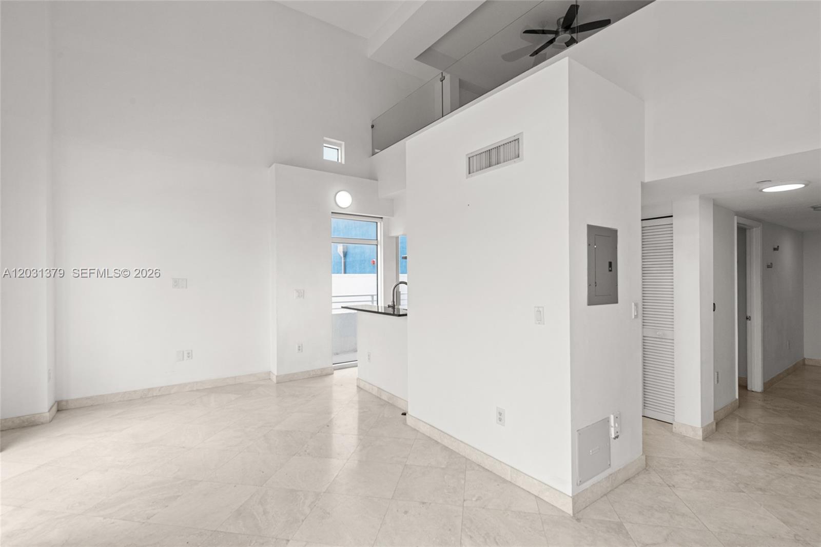 7600 Collins Ave # 1210