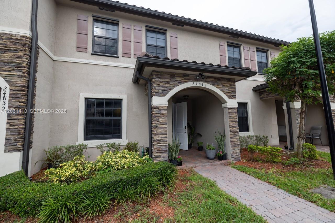 24843 SW 114th Ct