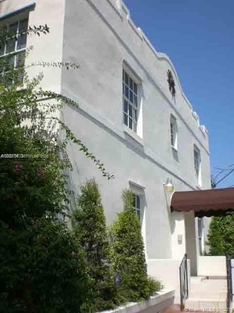 577 NE 62 STREET # 2