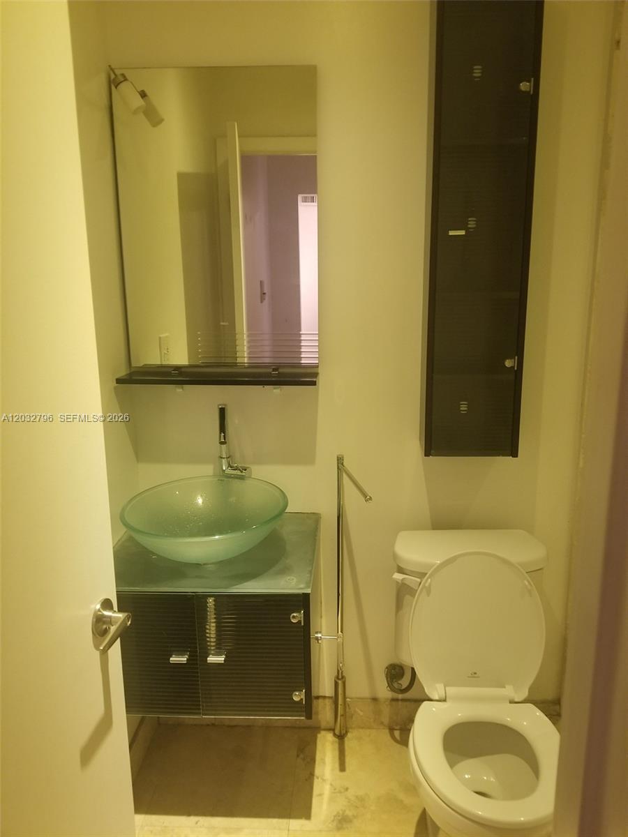 577 NE 62 STREET # 2