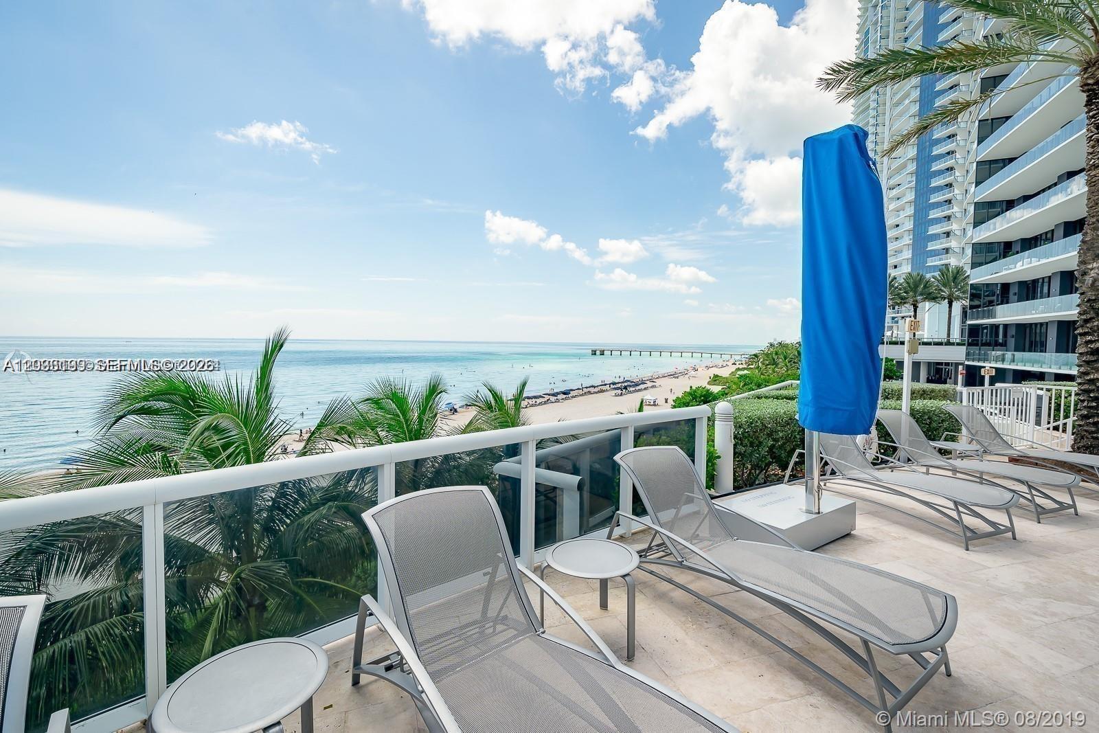 17201 Collins Ave # 2209