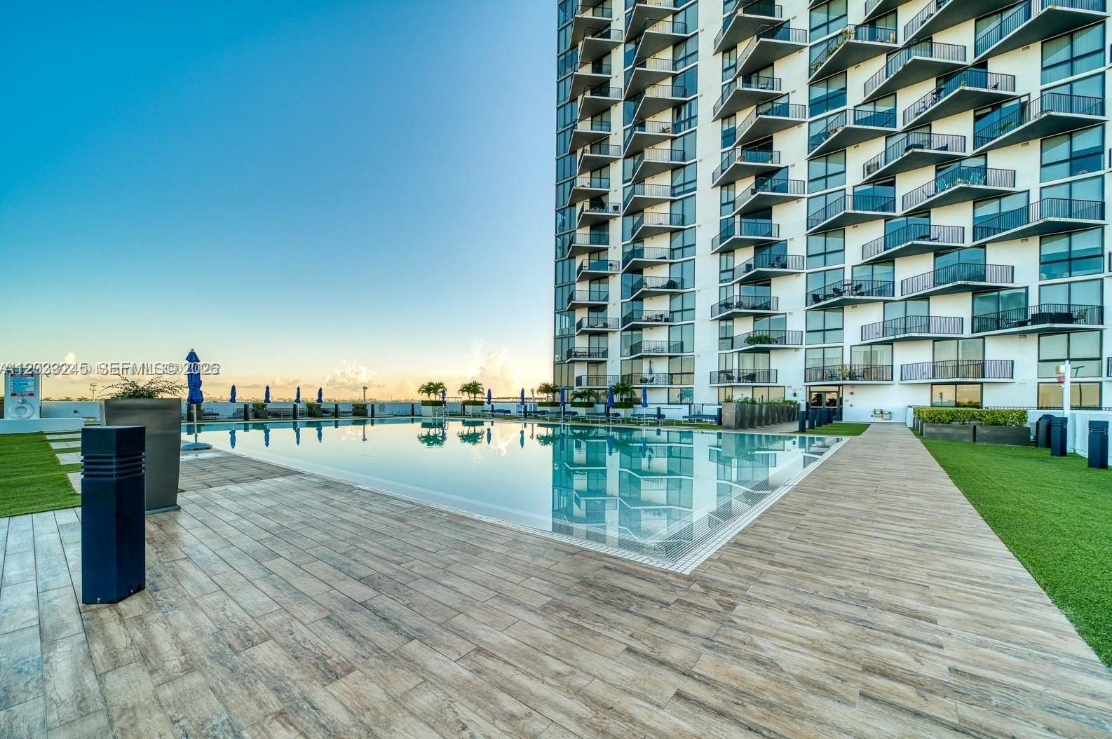 5300 Paseo Blvd # 1701