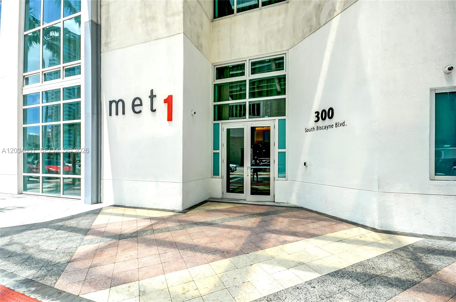 300 S Biscayne Bluv # 1022 Unit: L-1022