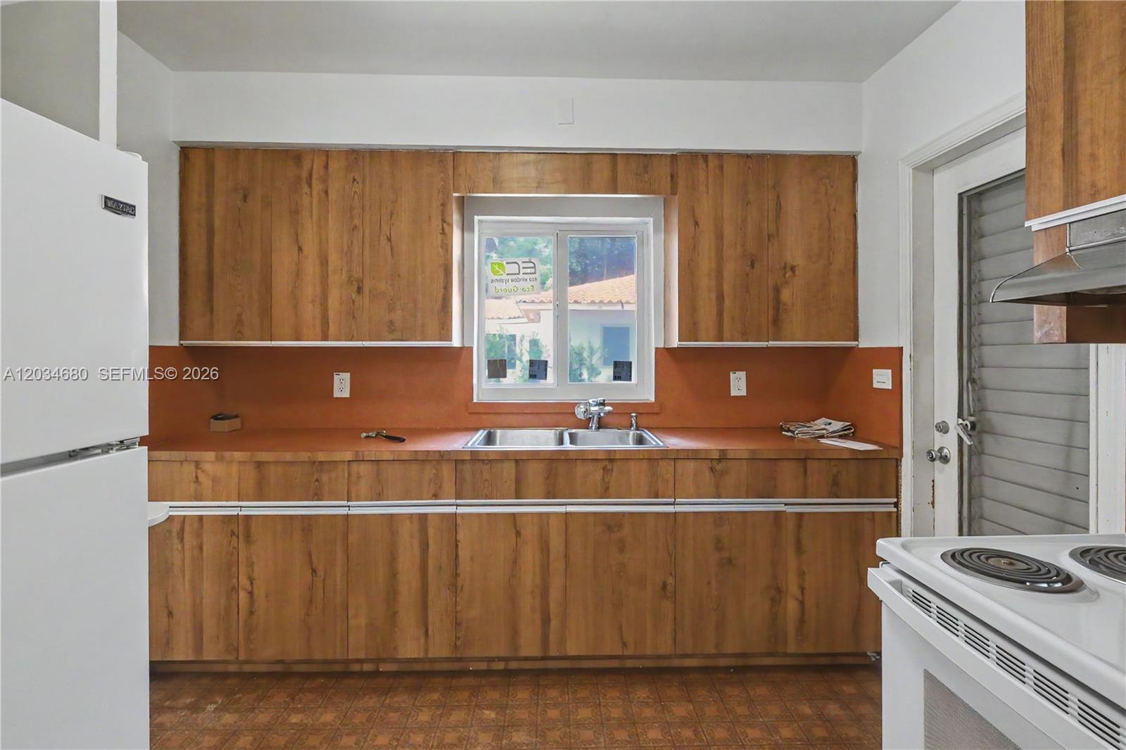 236 Candia Ave