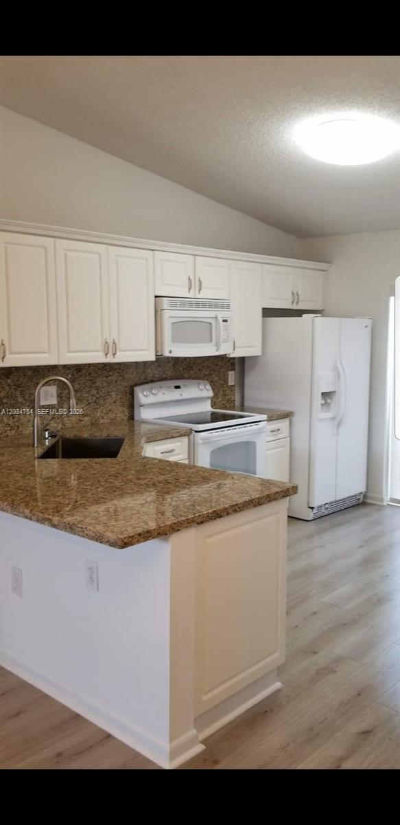 7730 W 34th Ln # 202 Unit: 14-202