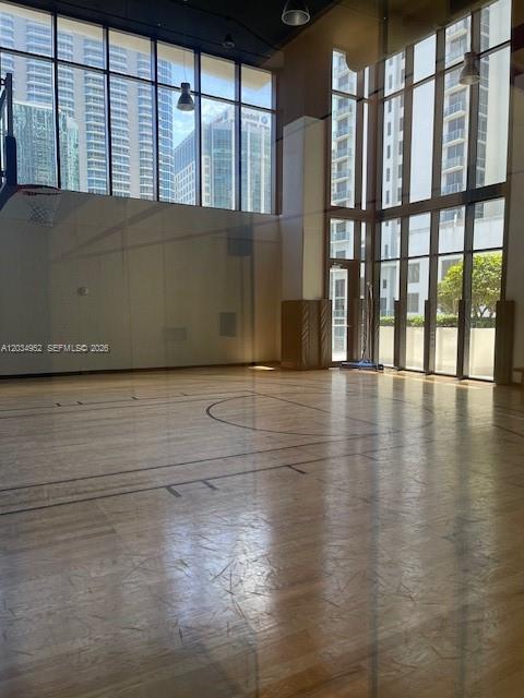 1010 Brickell Ave # 3810