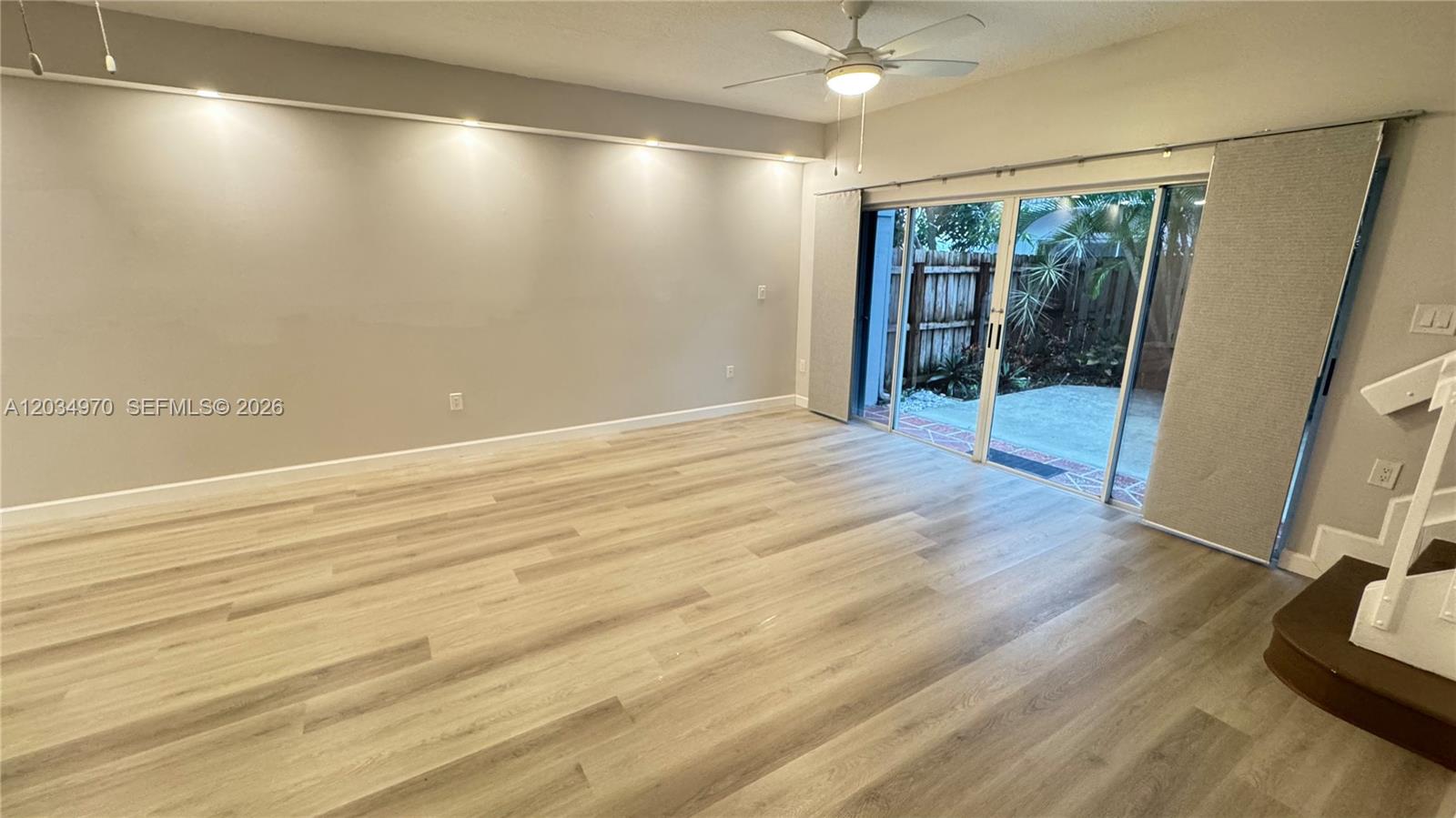 10210 SW 154th Pl # 8 Unit: 110-8