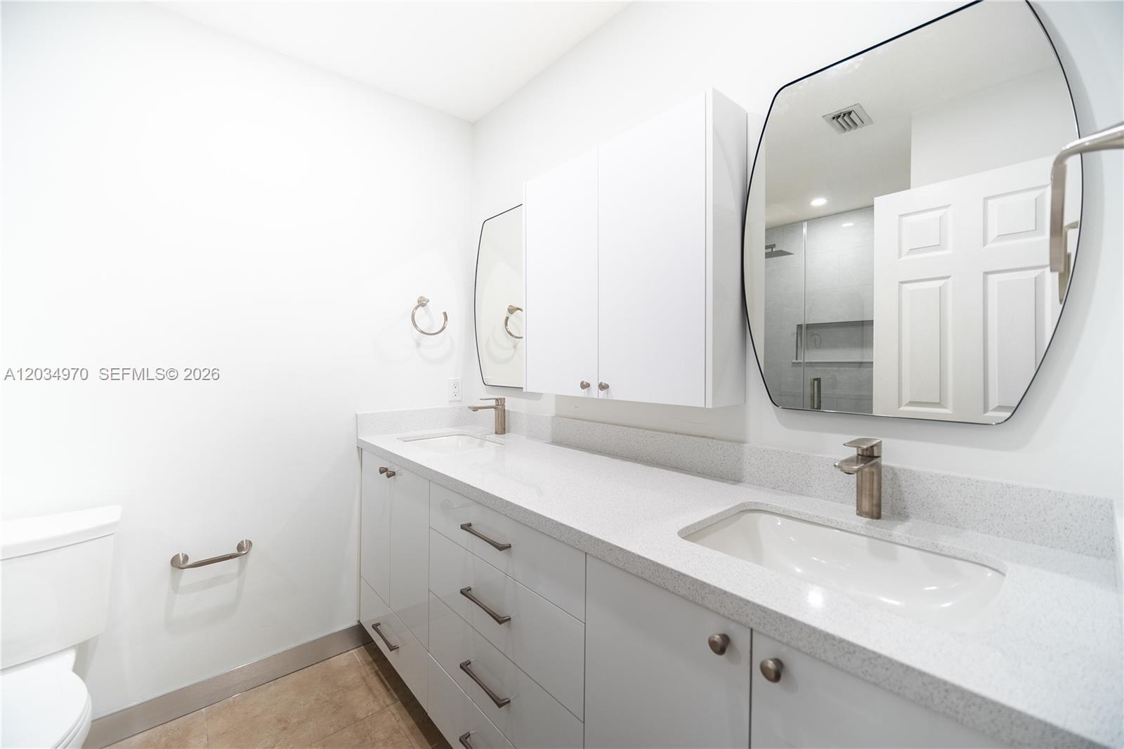 10210 SW 154th Pl # 8 Unit: 110-8