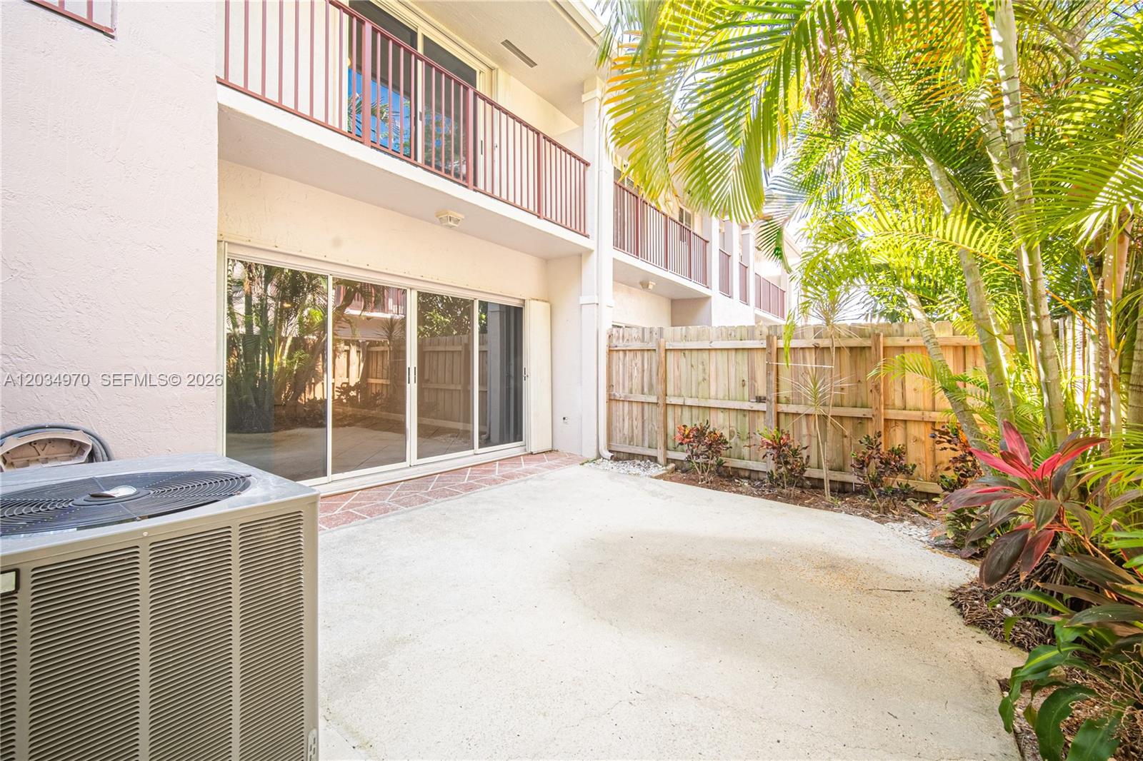10210 SW 154th Pl # 8 Unit: 110-8