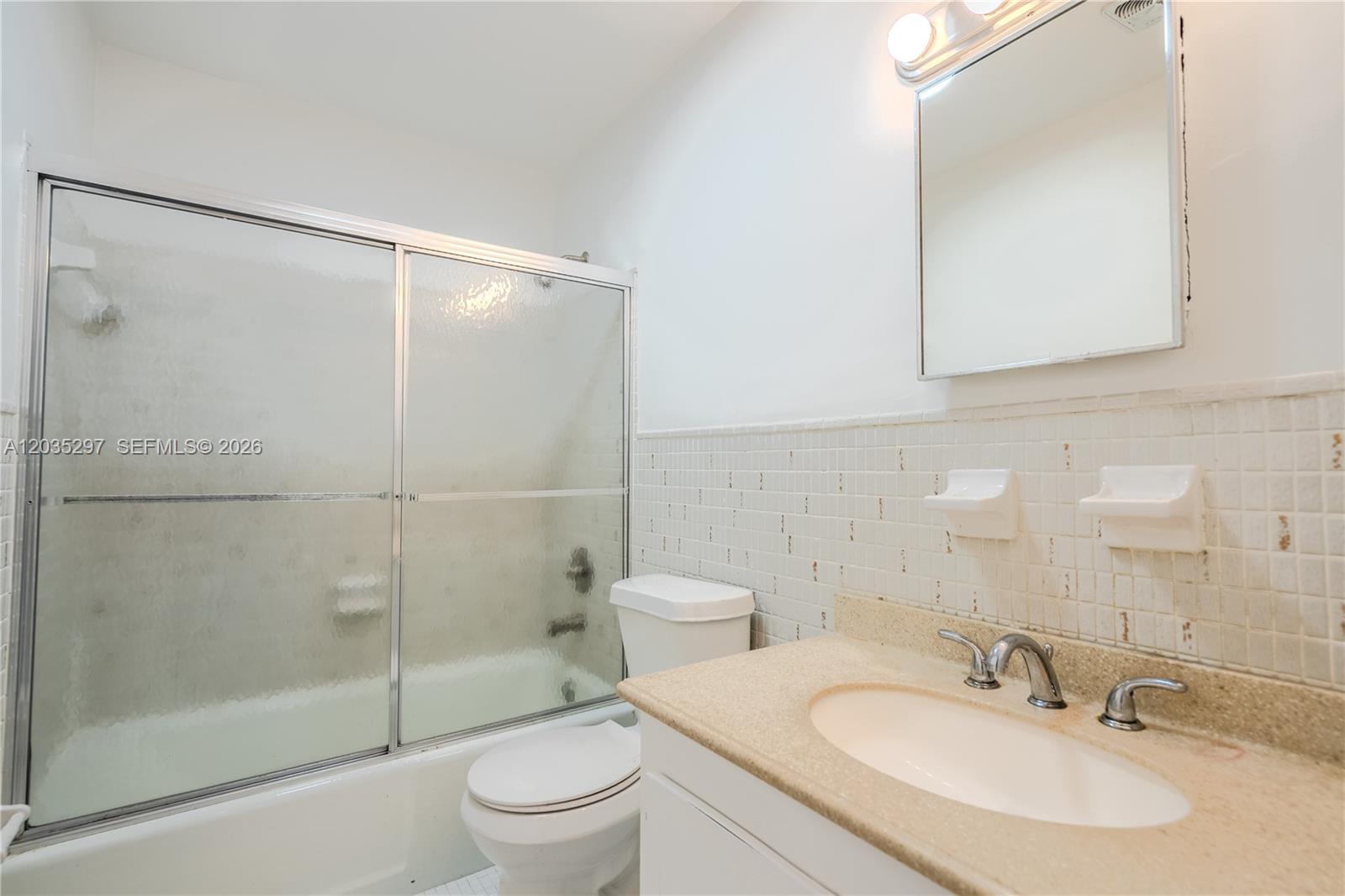 421 NE 1st St # 101