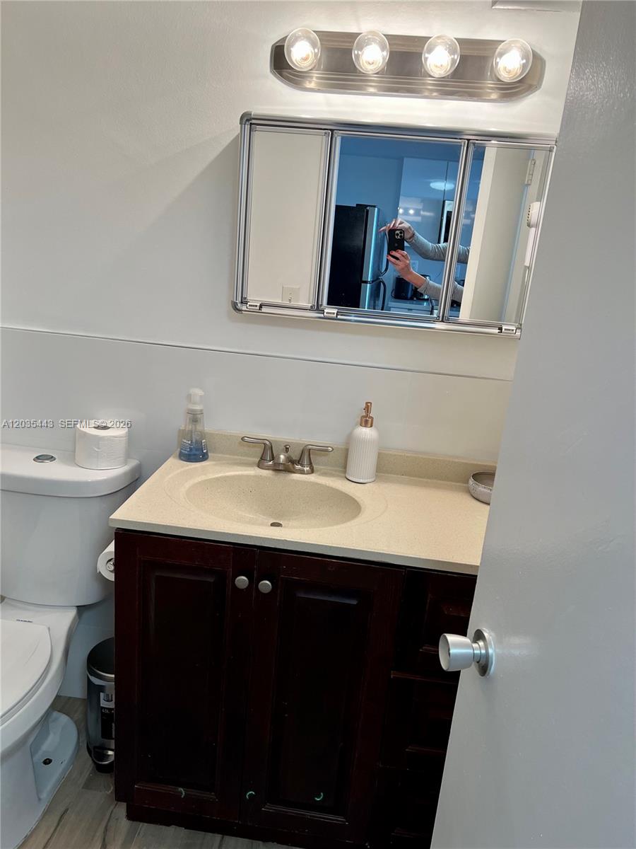 801 Brickell Bay Dr # 1469
