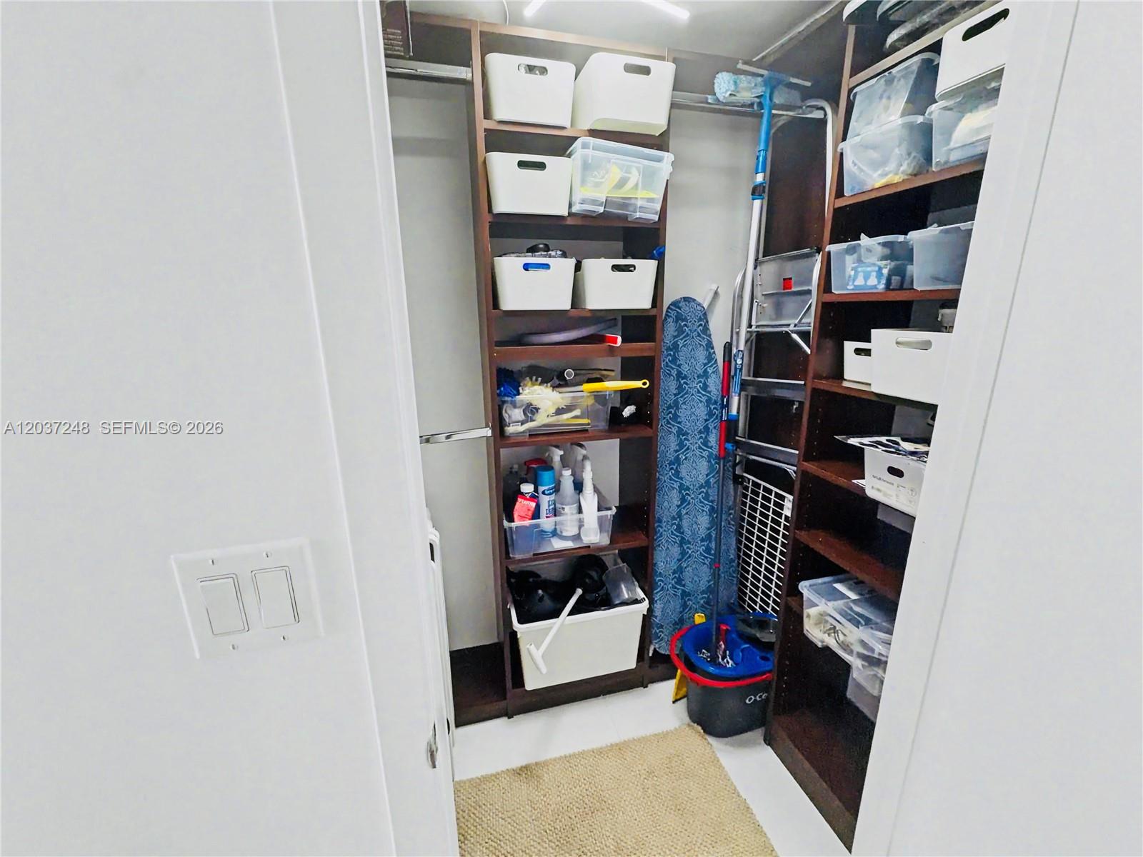 465 Brickell Ave # 1605