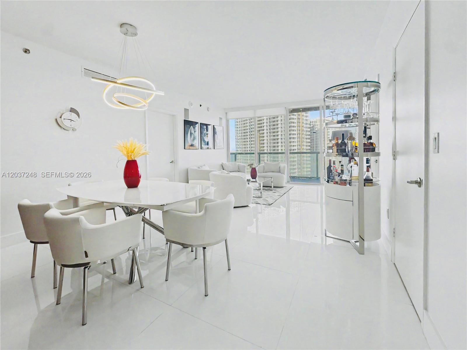 465 Brickell Ave # 1605