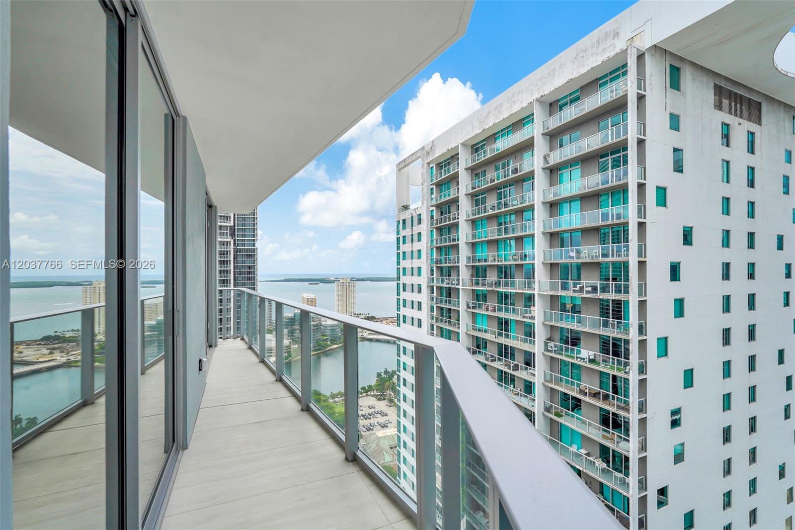 77 SE 5th St # 3714