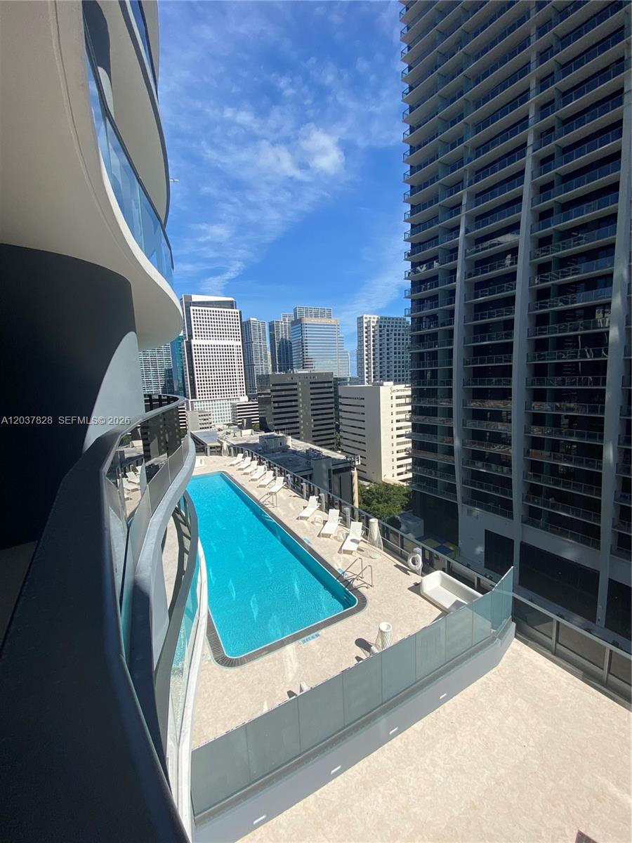 1000 Brickell Plaza # 2007
