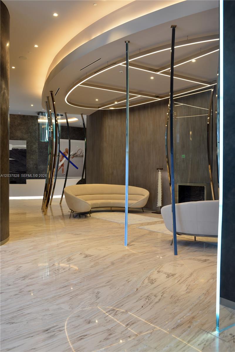 1000 Brickell Plaza # 2007