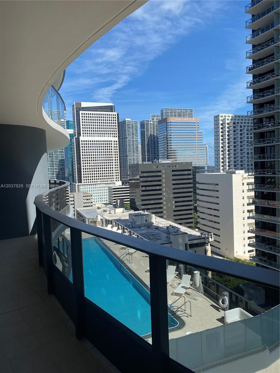 1000 Brickell Plaza # 2007