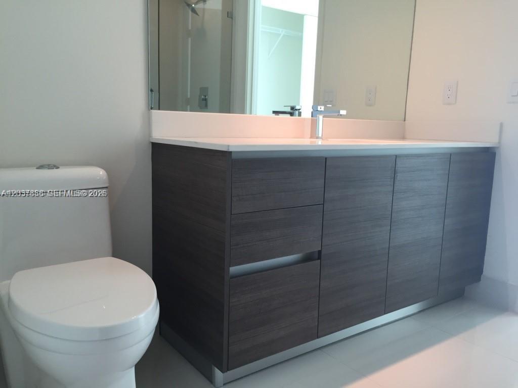 1100 S MIAMI AVE Unit: 3811