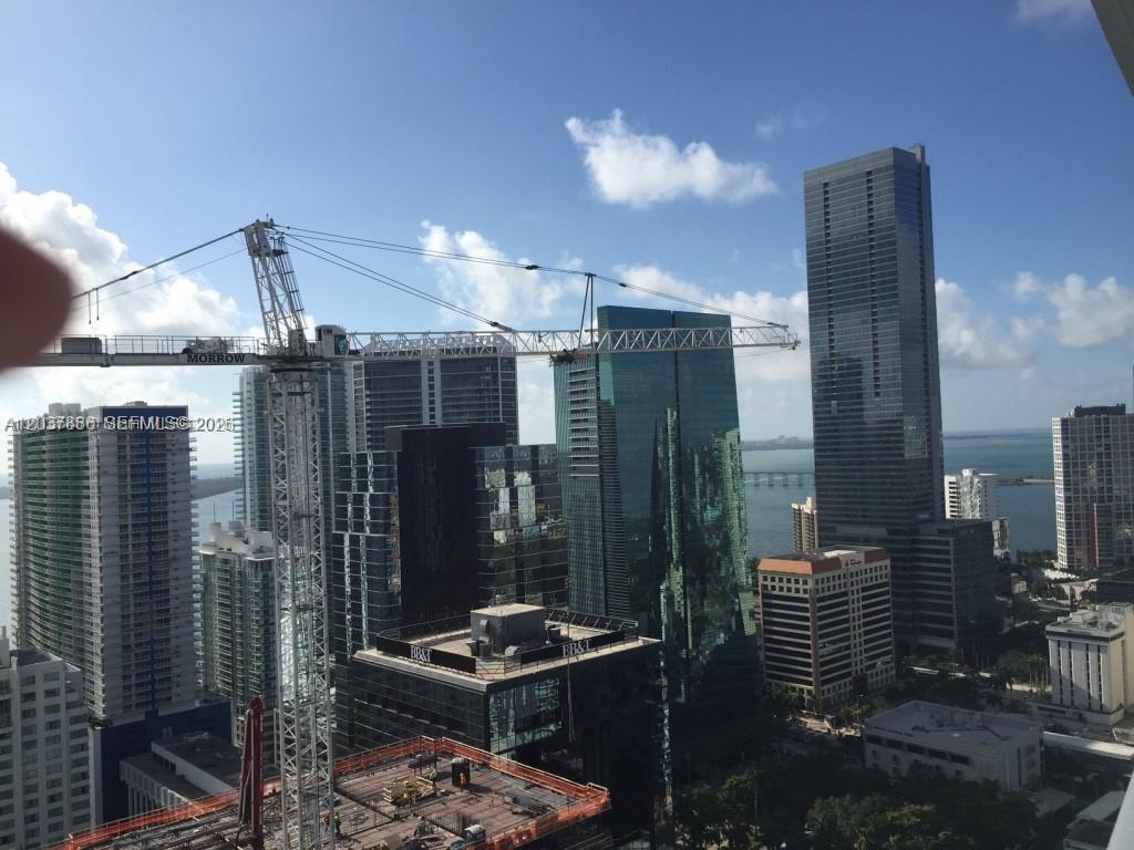 1100 S MIAMI AVE Unit: 3811