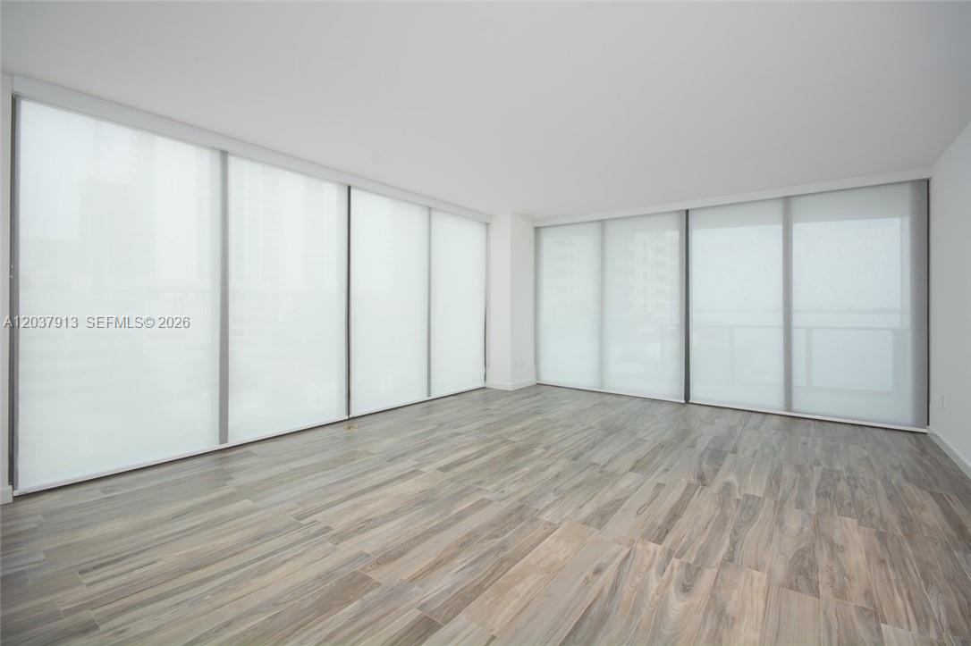 460 NE 28 ST # 501