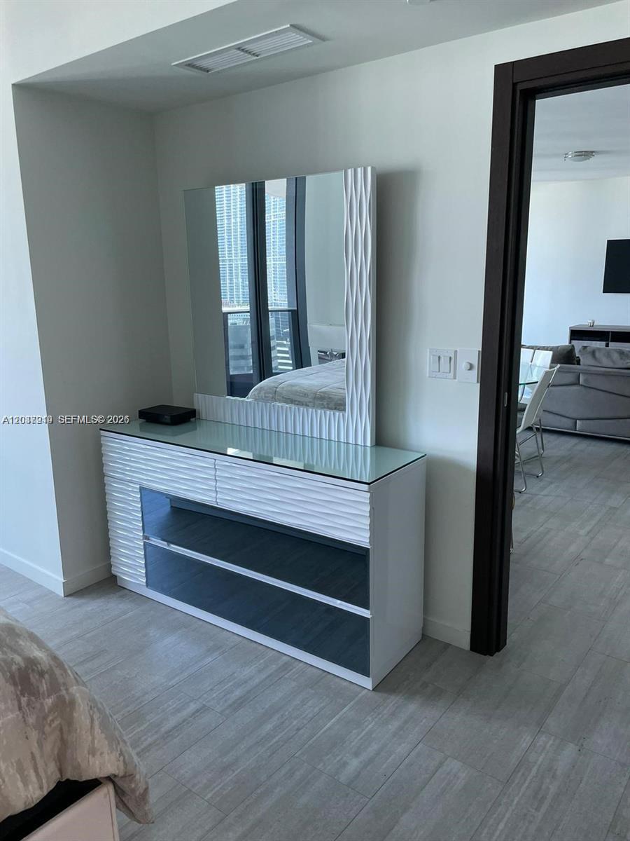 1000 Brickell Plaza # 2809