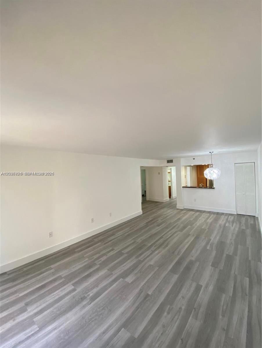 555 NE 15th St # 33E