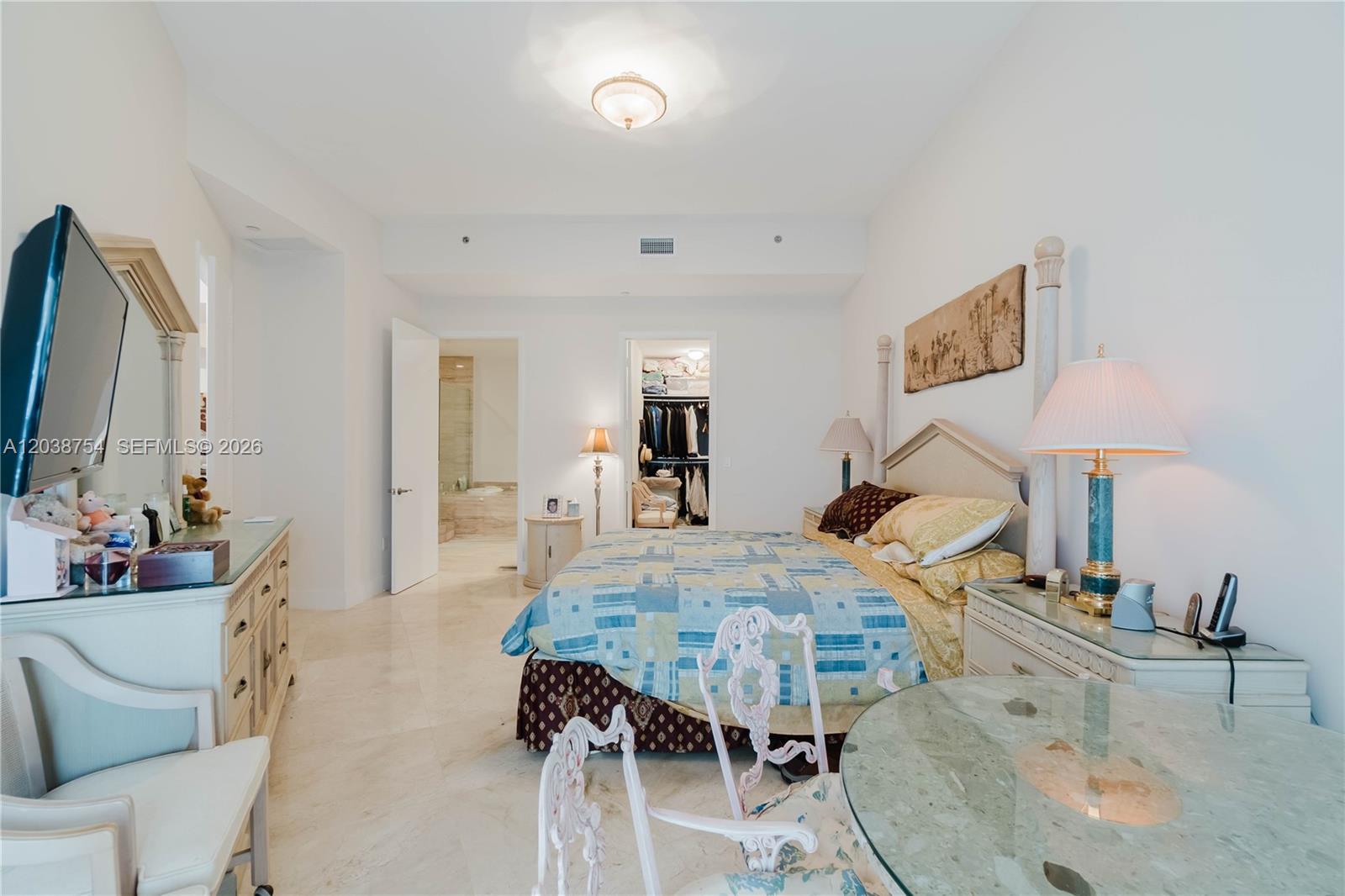 15811 COLLINS AVE # 3607