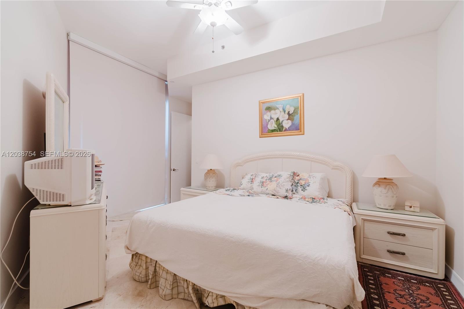 15811 COLLINS AVE # 3607