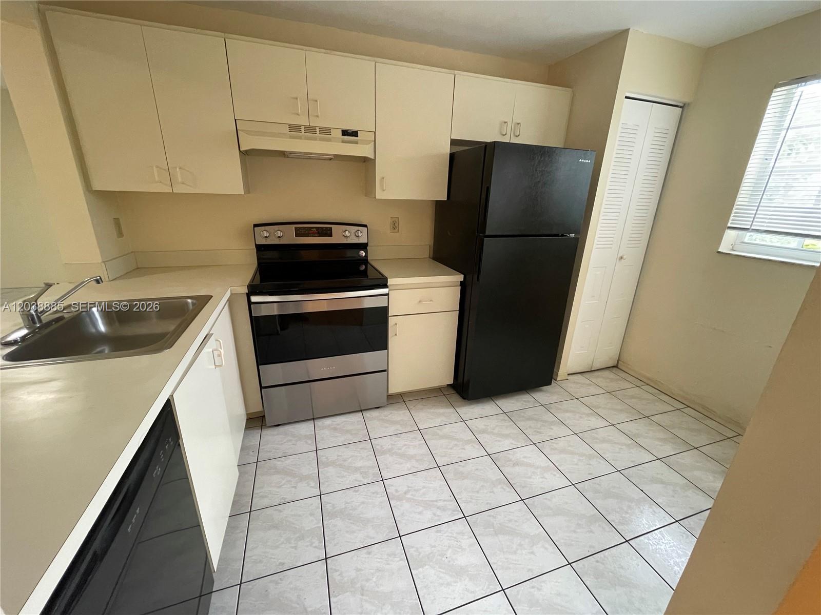 426 NE 210th Cir Ter # 2 Unit: 103-2