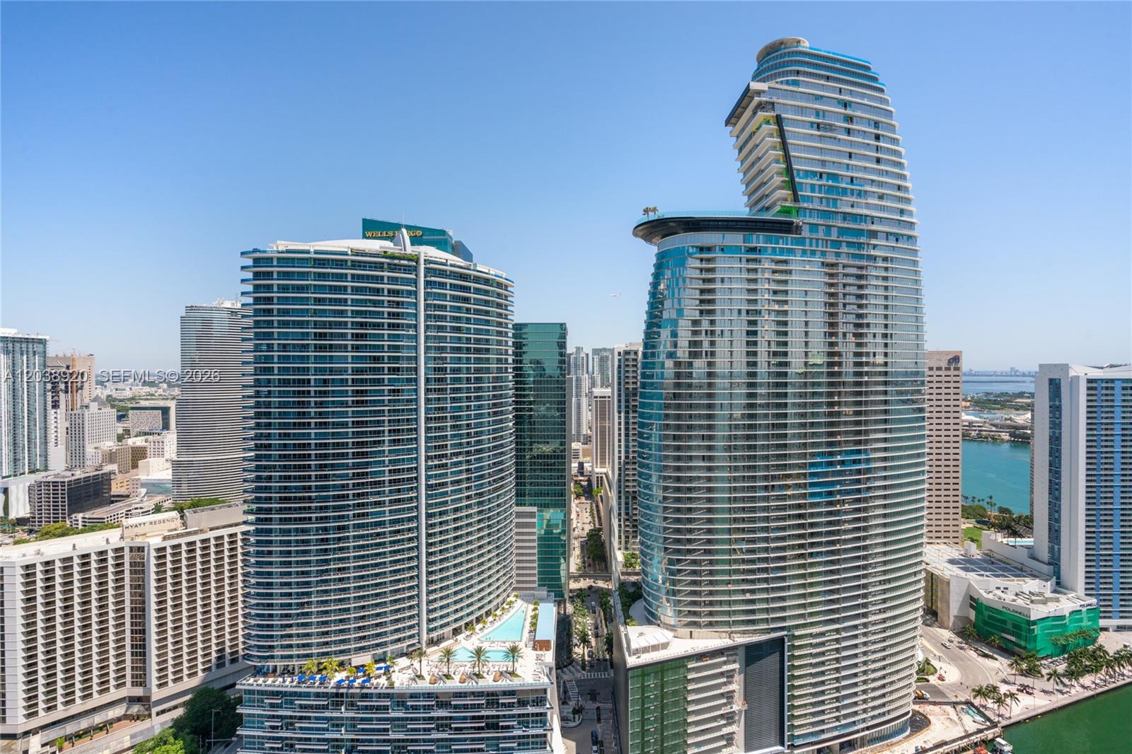 475 Brickell Ave # 4315