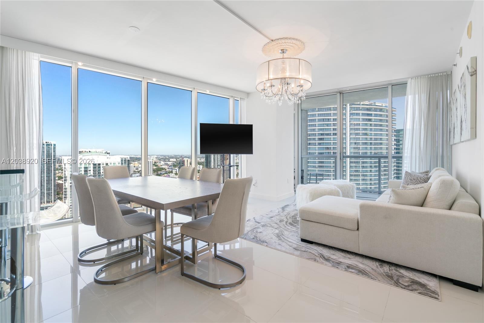 475 Brickell Ave # 4315