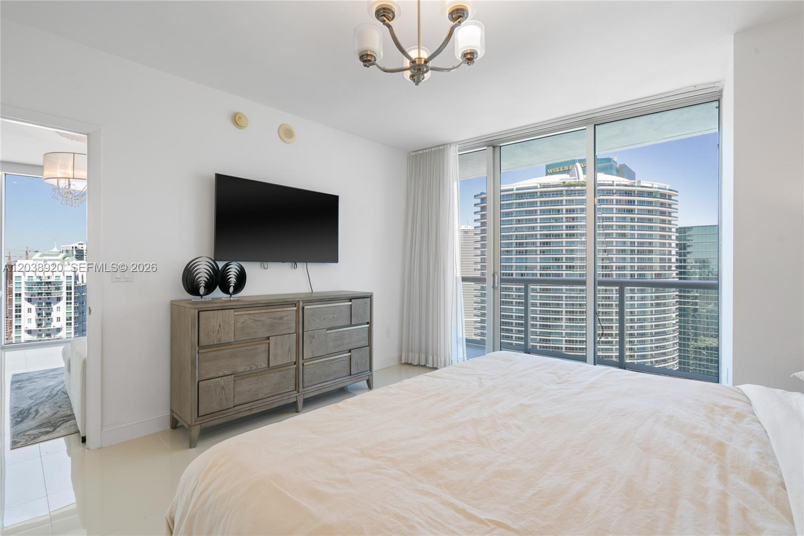475 Brickell Ave # 4315