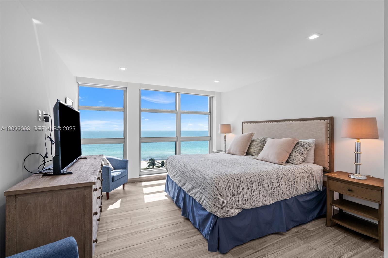 5055 Collins Ave # 10H
