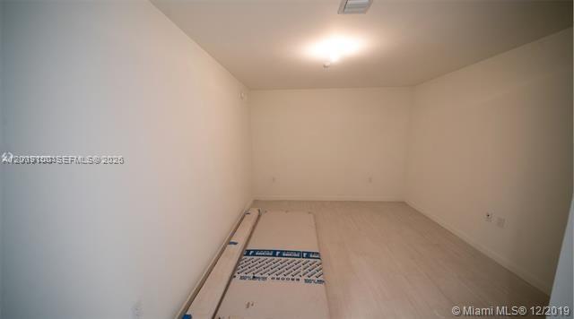 1000 Brickell Plz # 4905