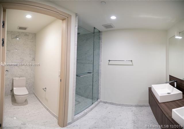 1000 Brickell Plz # 4905