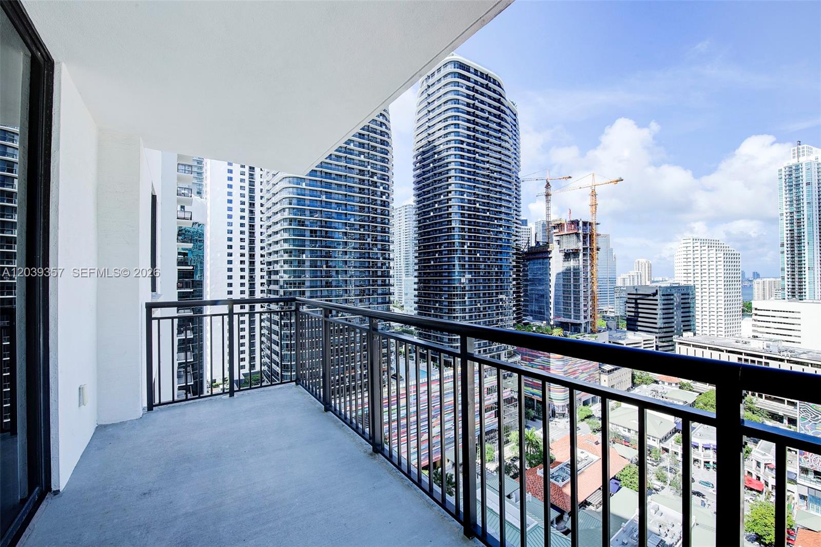 999 SW 1st Ave # 2402