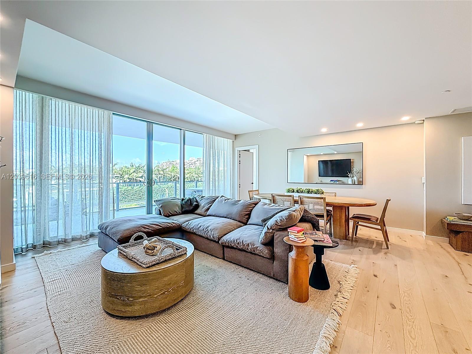 350 Ocean Dr # 305N