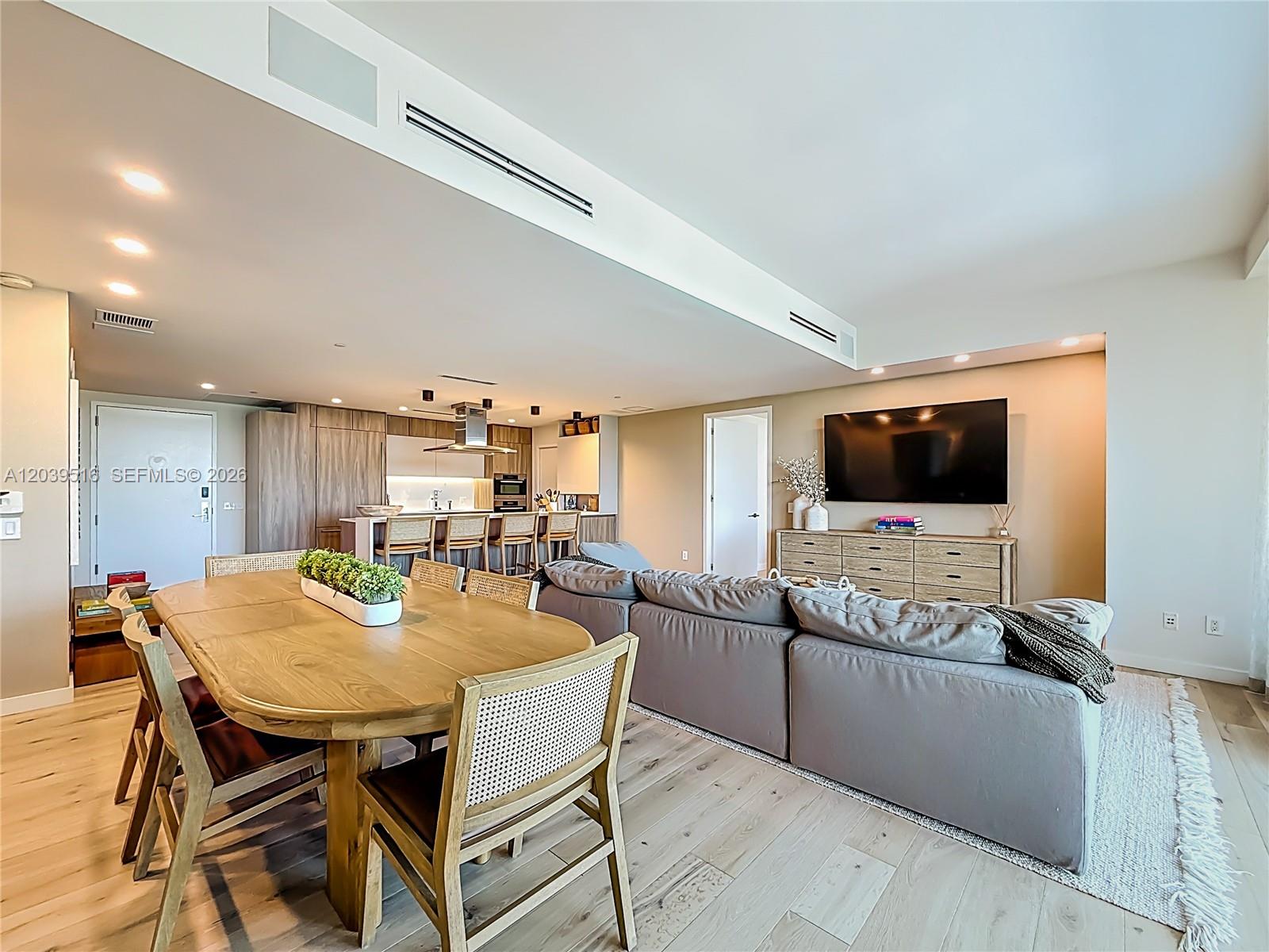 350 Ocean Dr # 305N