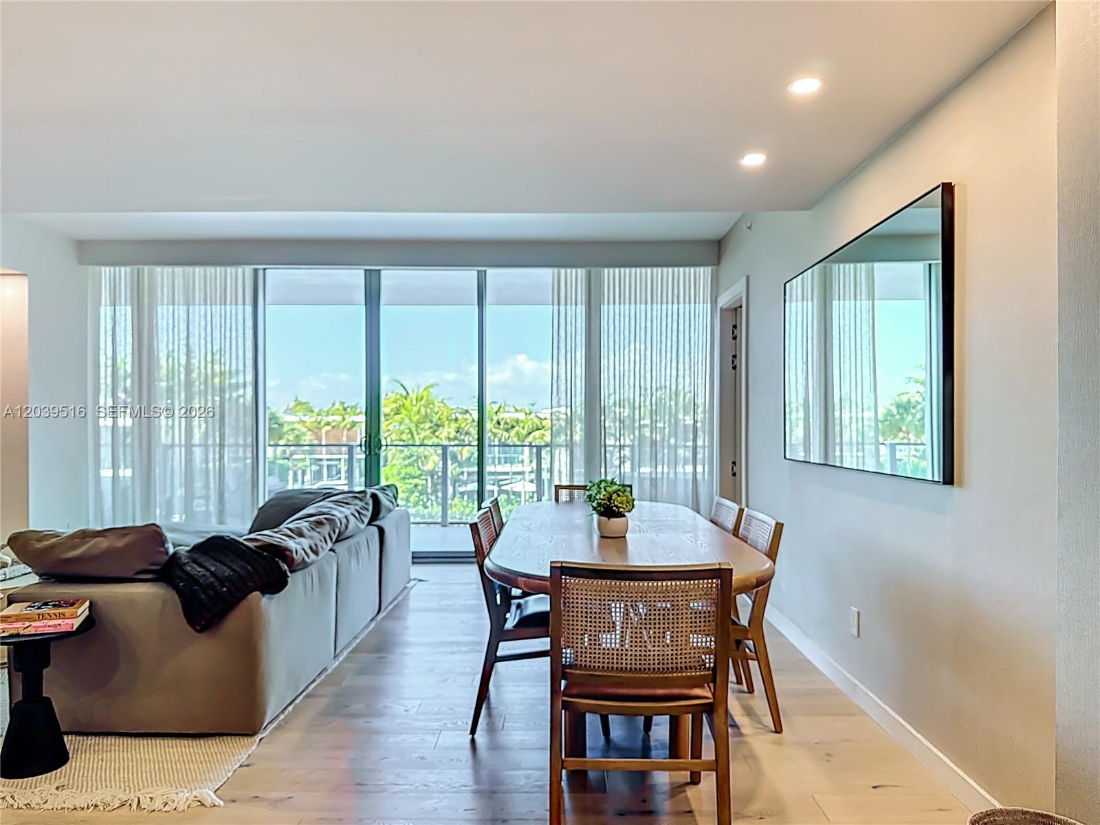 350 Ocean Dr # 305N
