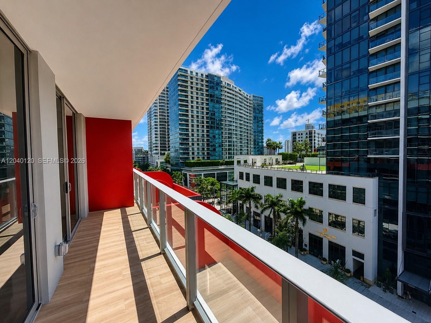 90 NE 32nd St # 705 Unit: #705