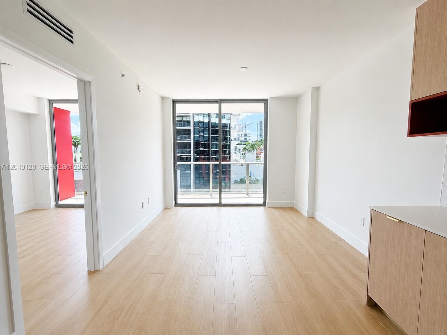 90 NE 32nd St # 705 Unit: #705