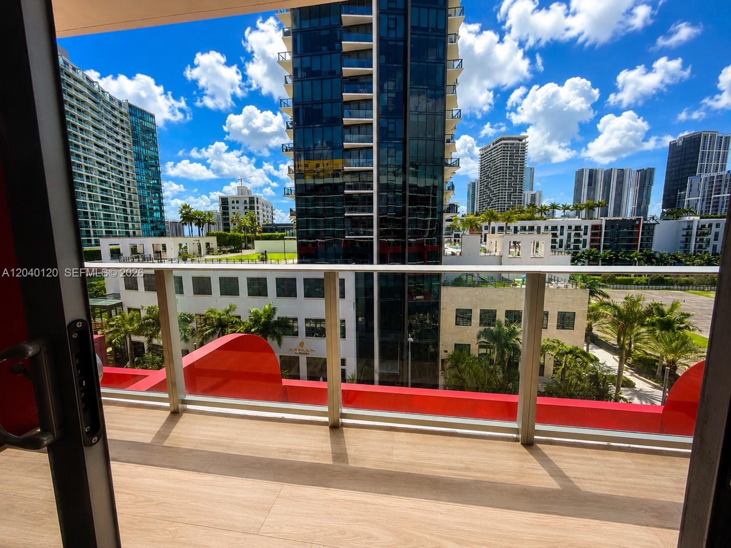 90 NE 32nd St # 705 Unit: #705