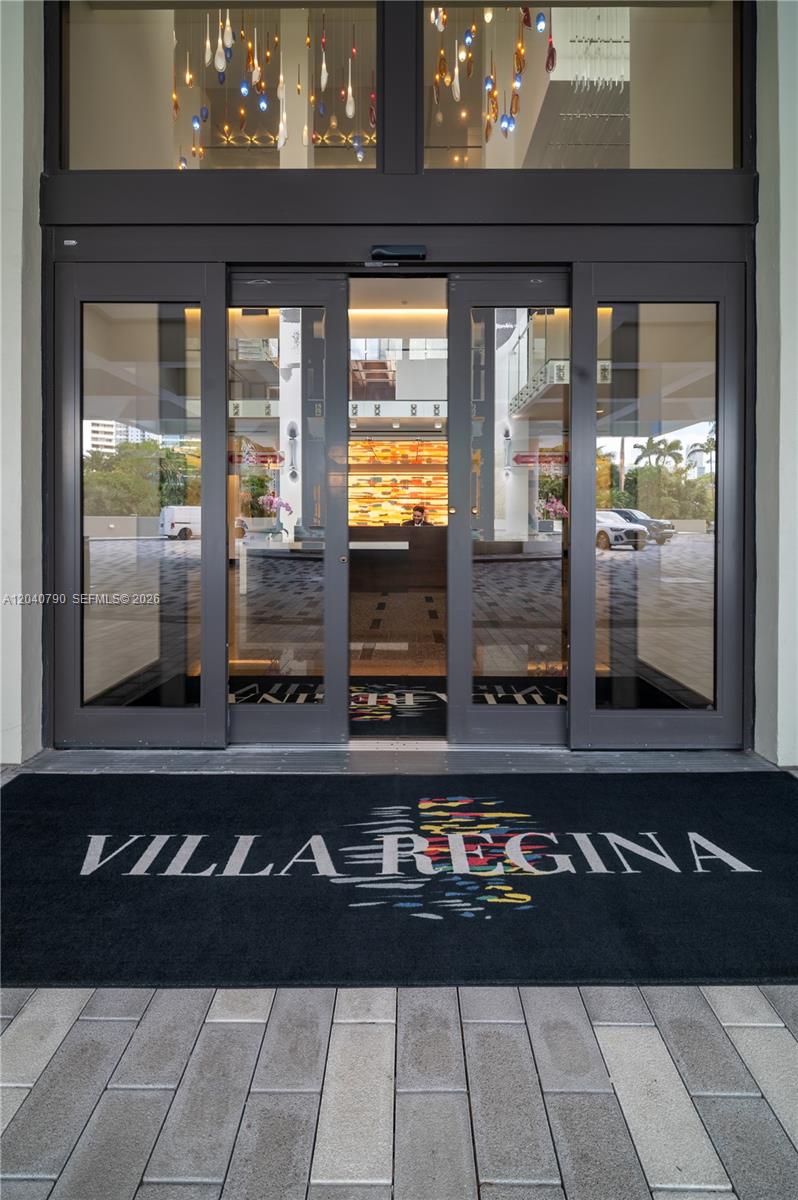 1581 Brickell Ave Unit: PH104