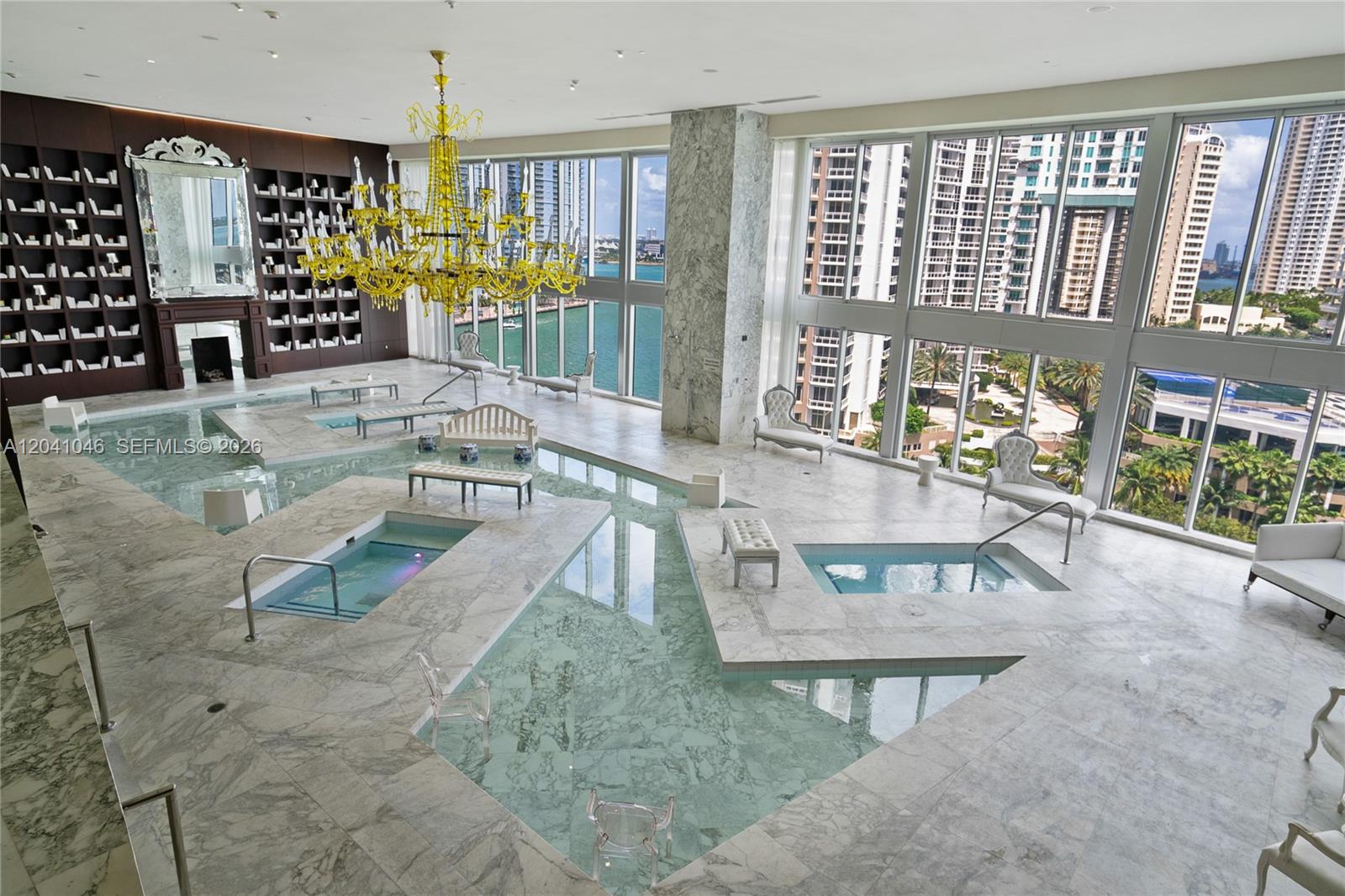 495 Brickell Ave Unit: BAY807